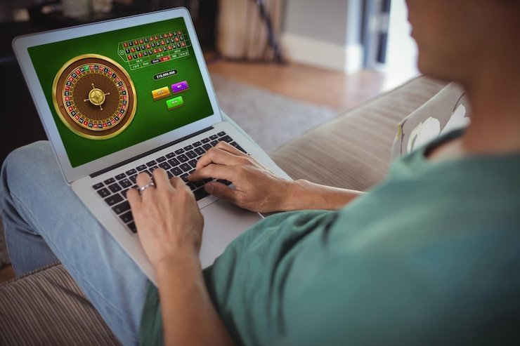 Dashboard platform olxtoto 4d menampilkan berbagai kategori permainan dan opsi taruhan
